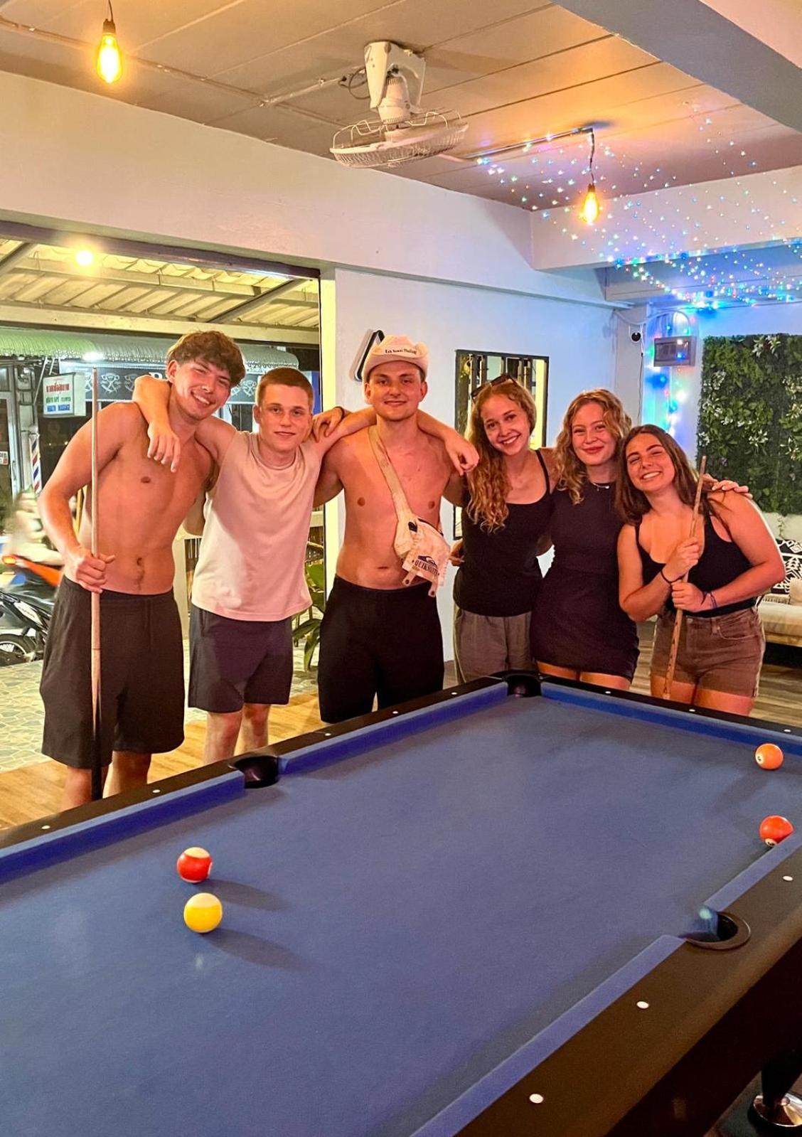 Tiki Tribe Bar & Hostel 涛岛 外观 照片